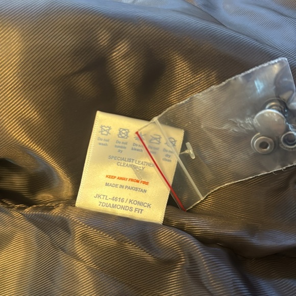 7 Diamonds men’s leather jacket - Picture 4 of 7